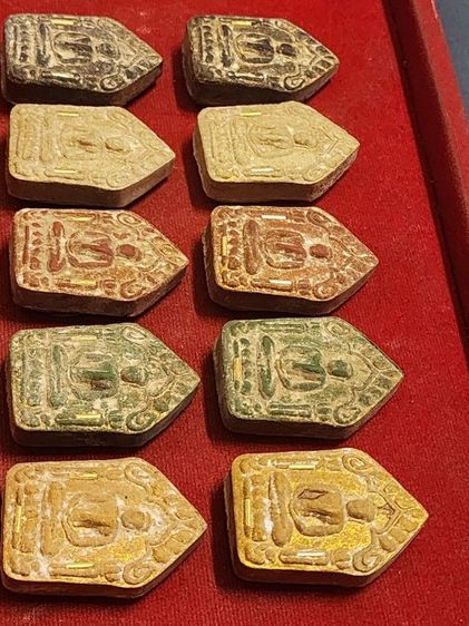 พระขุนแผนหลวงปู่ทิม หลังฝังพระซุ้มกอ ปี15 จำนวน10องค์ รูปที่ 7