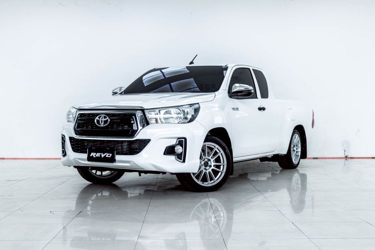 รถ Toyota Hilux Revo 2.4 Z Edition J Plus สี ขาว