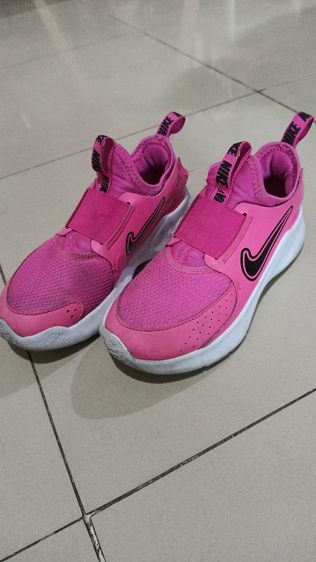 รองเท้าเด็กNike รูปที่ 3