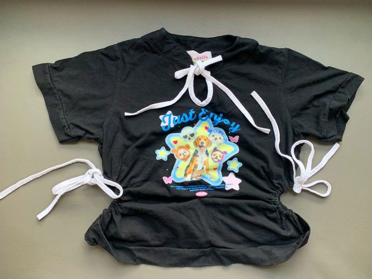 เสื้อแฟชั่นมือ2 ส่งฟรีทุกตัว