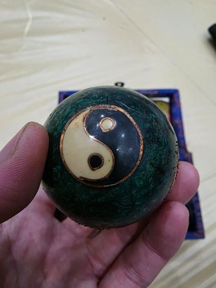 ลูกบอล หยินหยาง สวยของเก่าเก็บ หายากเดิมๆ พร้อมกล่อง เขย่าแล้วดัง ข้างในมีเสียง ขายตามสภาพ อย่างดี น่าสะสม พร้อมส่งครับ รูปที่ 6