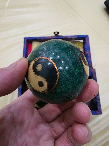 ลูกบอล หยินหยาง สวยของเก่าเก็บ หายากเดิมๆ พร้อมกล่อง เขย่าแล้วดัง ข้างในมีเสียง ขายตามสภาพ อย่างดี น่าสะสม พร้อมส่งครับ รูปที่ 8