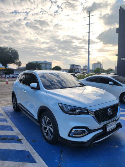 รถ MG HS PHEV 1.5 SUV AT สี ขาว
