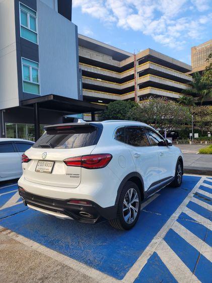 MG HS 2021 PHEV 1.5 SUV AT Sedan ปลั๊กอินไฮบริด (PHEV) ไม่ติดแก๊ส เกียร์อัตโนมัติ ขาว รูปที่ 4
