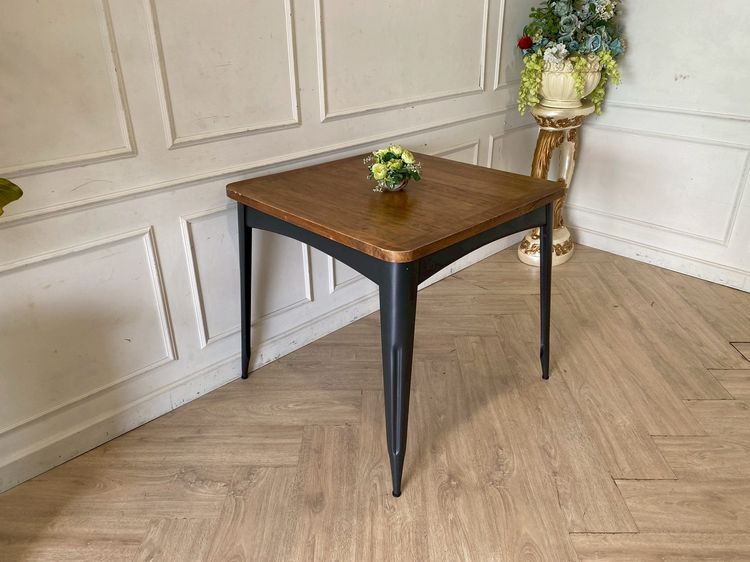 โต๊ะอาหาร ขาเหล็ก สีดำ ท็อปไม้ สีน้ำตาล รูปที่ 2