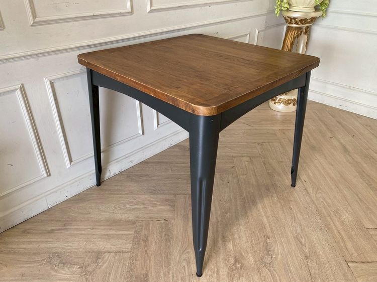 โต๊ะอาหาร ขาเหล็ก สีดำ ท็อปไม้ สีน้ำตาล รูปที่ 4