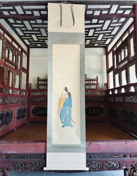 รูปวาดแขวนผนังแบบม้วนได้จากญี่ปุ่น