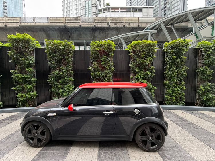 Mini COOPER 2005 รุ่นย่อยอื่นๆ Sedan เบนซิน ไม่ติดแก๊ส เกียร์อัตโนมัติ ดำ รูปที่ 2