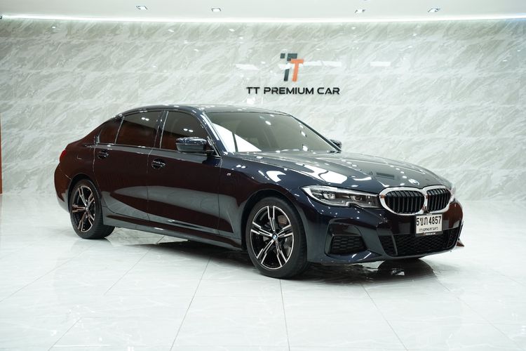 รถ BMW Series 3 330Li สี ดำ