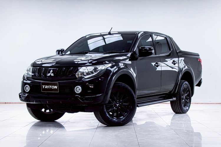 Mitsubishi Triton 2018 2.4 Plus Athlete Pickup ดีเซล ไม่ติดแก๊ส เกียร์ธรรมดา ดำ รูปที่ 4
