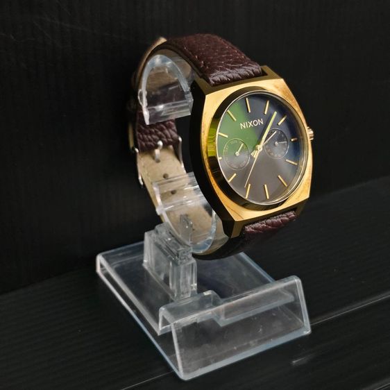 Nixon Time Teller Deluxe หน้าปัดดำ ตัวเรือนทอง