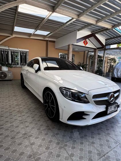 รถ Mercedes-Benz C-Class C200 สี ขาว
