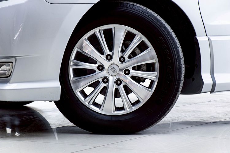 Hyundai Grand Starex 2012 2.5 VIP Utility-car ดีเซล ไม่ติดแก๊ส เกียร์อัตโนมัติ เทา รูปที่ 4