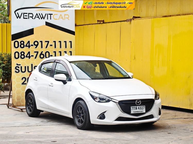 Mazda Mazda 2 2018 1.3 High Connect Sedan เบนซิน ไม่ติดแก๊ส เกียร์อัตโนมัติ ขาว