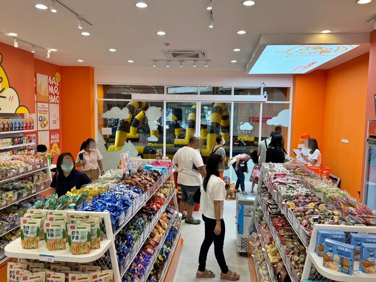 เซ้งร้านตกแต่งพร้อม  ในเดอะ 4 ศาลายา ติดร้านดัง พร้อมเปิดได้ทันที รูปที่ 2