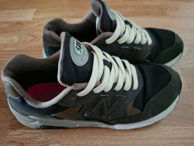  New Balance
รุ่น580
สีดำเทา (Black Grey)  รูปที่ 2