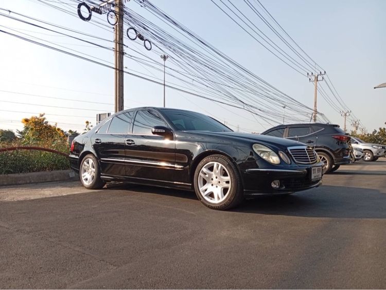 รถ Mercedes-Benz E-Class E240 สี ดำ