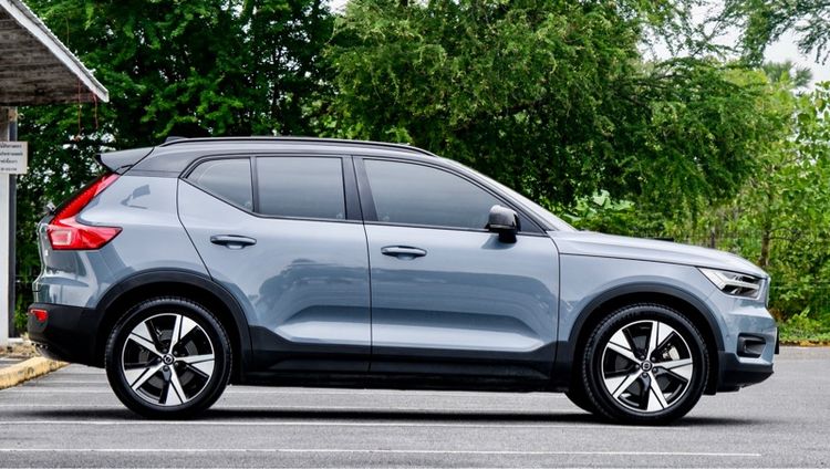 Volvo XC40 2022 Recharge Pure Electric Sedan ไฟฟ้า ไม่ติดแก๊ส เกียร์อัตโนมัติ เทา รูปที่ 4