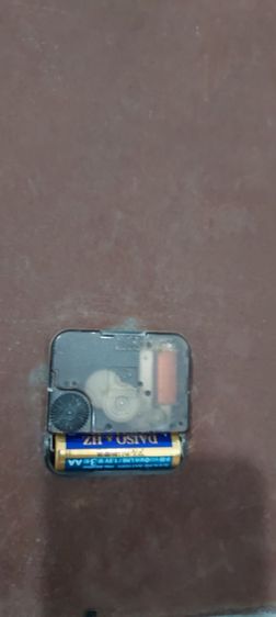 นาฬิกา สังกะสีเก่า รูปที่ 9