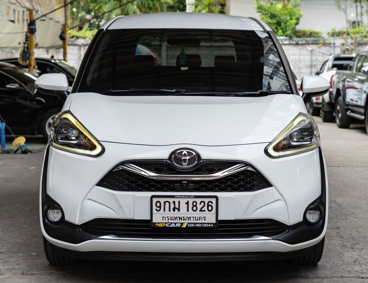 Toyota Sienta 2020 1.5 V Utility-car เบนซิน ไม่ติดแก๊ส เกียร์อัตโนมัติ ขาว