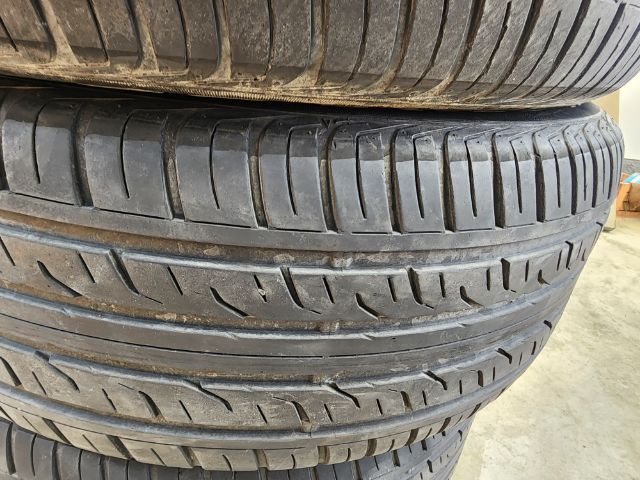 ยาง Dulop 260-50r20 ถอดจาก Fortuner ปี1623