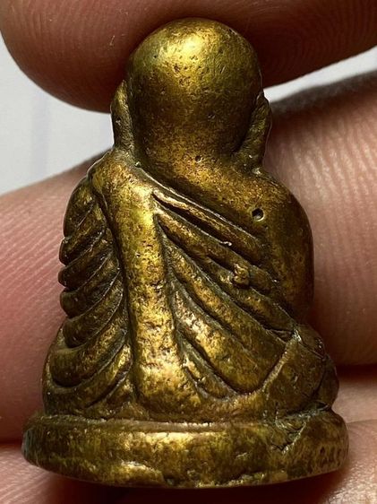 รูปหล่อหลวงพ่อเงินพิมพ์มือรองนั่งสวยๆ รูปที่ 2