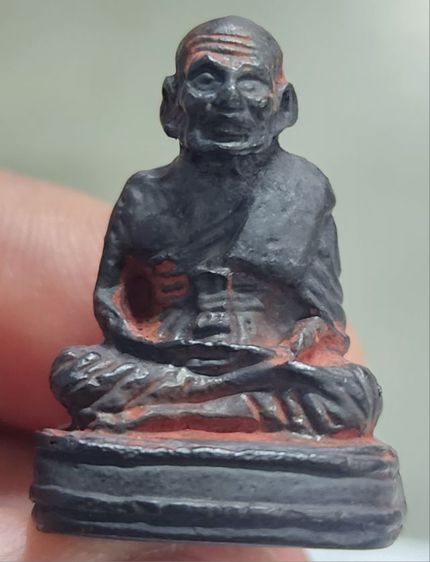 หลวงปู่ทวด รุ่นเบตง ปี05 เลขใต้ฐานตอง999 เลขสวยหายาก รูปที่ 2