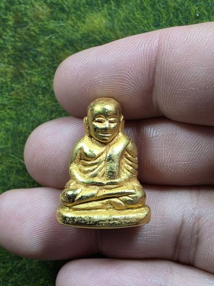 พระหลวงพ่อเงินสีทองเก่าๆวัดบางคลาน