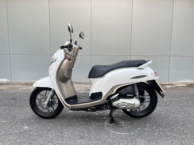 Honda รุ่น Scoopy iรถบ้าน รูปที่ 2