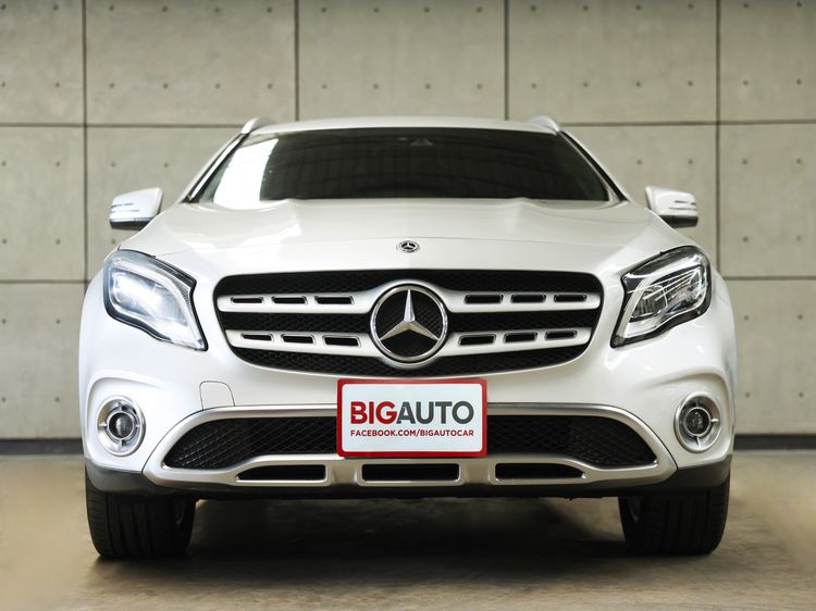 Mercedes-Benz GLA-Class 2019 GLA200 Utility-car เบนซิน ไม่ติดแก๊ส เกียร์อัตโนมัติ บรอนซ์เงิน รูปที่ 3