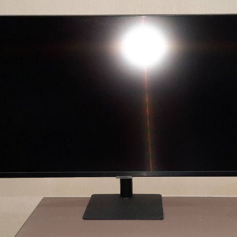 Samsung M7 4K Smart Monitor