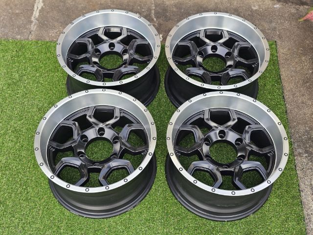 DCENTI STW565 ขอบ 16 กว้าง 8.5 ET0
6รู139.7 pcd.  รูปที่ 4