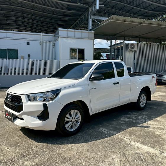Toyota Hilux Revo 2024 2.4 Z Edition Entry Pickup ดีเซล ไม่ติดแก๊ส เกียร์ธรรมดา ขาว รูปที่ 3