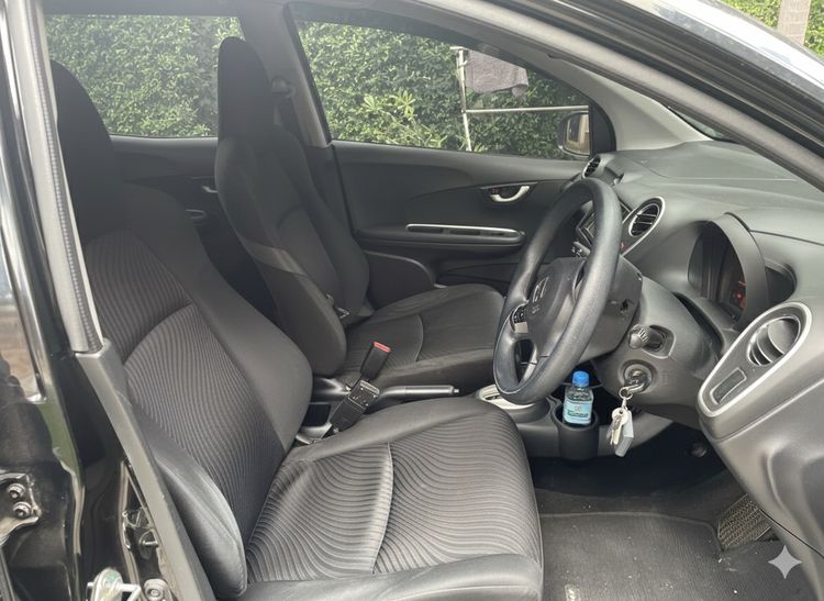 Honda Mobilio 2014 1.5 RS Sedan เบนซิน ไม่ติดแก๊ส เกียร์อัตโนมัติ ดำ รูปที่ 2