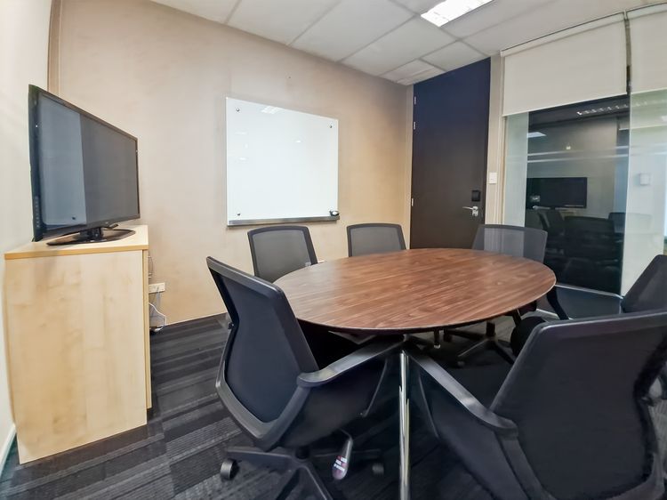 Regus Interchange 21 - ย้ายเข้า Open Office Space พร้อมใช้สำหรับ 10 คน ที่ Regus Interchange 21 รูปที่ 3