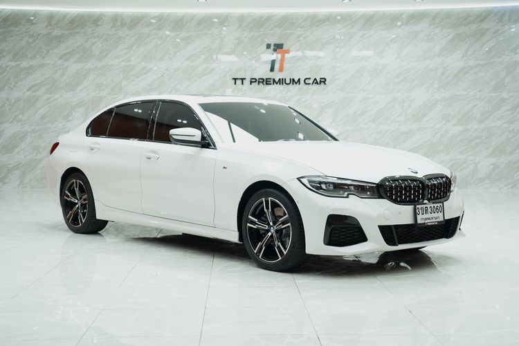รถ BMW Series 3 330Li สี ขาว