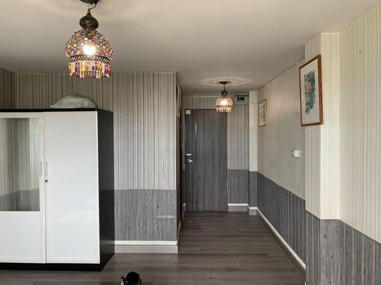 มีบางส่วน อื่นๆ สร้างเสร็จก่อน 2010 เลี้ยงสัตว์ได้ ไม่ใช่ ขานคอนโด 5 ส. ชั้น 9 อ่อนนุช46 