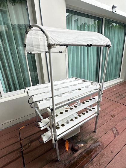 ชุดปลูกผักไฮโดรโปนิกส์ แบบตั้งโต๊ะ