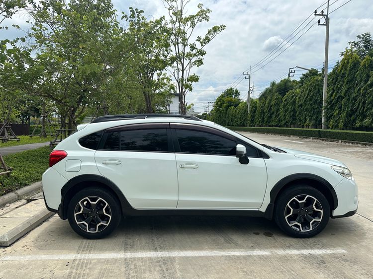 รถ Subaru XV 2.0 XV 4WD สี ขาว