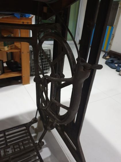 จักรเย็บผ้าโบราณ singer วินเทจ เก่าเก็บสมัยคุณยาย 80 กว่าปี รูปที่ 10