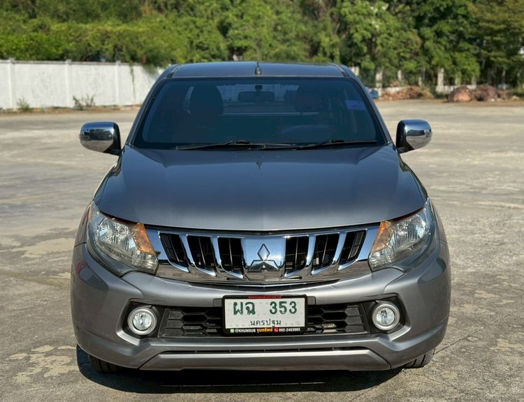 Mitsubishi Triton 2018 2.5 GLX Pickup ดีเซล ไม่ติดแก๊ส เกียร์ธรรมดา เทา รูปที่ 3