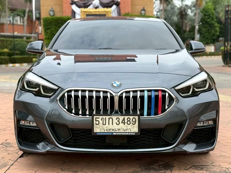 BMW Series 2 2021 220i Sedan เบนซิน เกียร์อัตโนมัติ เทา รูปที่ 2