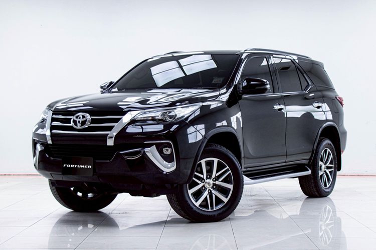 Toyota Fortuner 2019 2.4 G Utility-car ดีเซล ไม่ติดแก๊ส เกียร์อัตโนมัติ ดำ รูปที่ 4