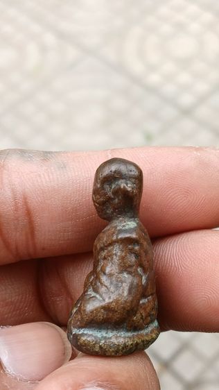 รูปหล่อโบราณ หลวงพ่อจง วัดหน้าต่างนอก