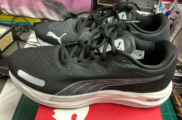 รองเท้าออกกำลังกาย รองเท้า Puma Velocity Nitro 2 Size 9.5 US สภาพใหม่