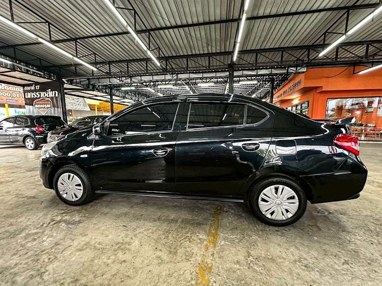 Mitsubishi Attrage 2018 1.2 GLX Sedan เบนซิน ไม่ติดแก๊ส เกียร์อัตโนมัติ ดำ รูปที่ 4
