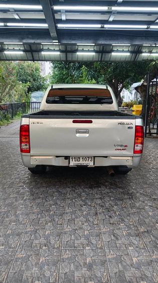 Toyota Hilux Vigo Champ 2010 Double Cab 2.5 E Pickup ดีเซล ไม่ติดแก๊ส เกียร์ธรรมดา บรอนซ์เงิน รูปที่ 2