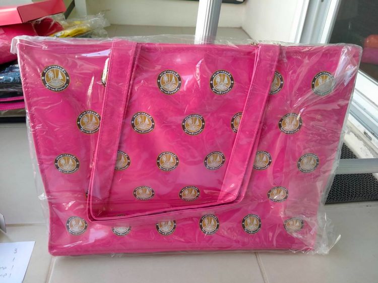 ขายเหมากระเป๋า 57 ใบ กระเป๋าเดินทาง กระเป๋าธนาคาร กระเป๋าทัวร์ รูปที่ 15