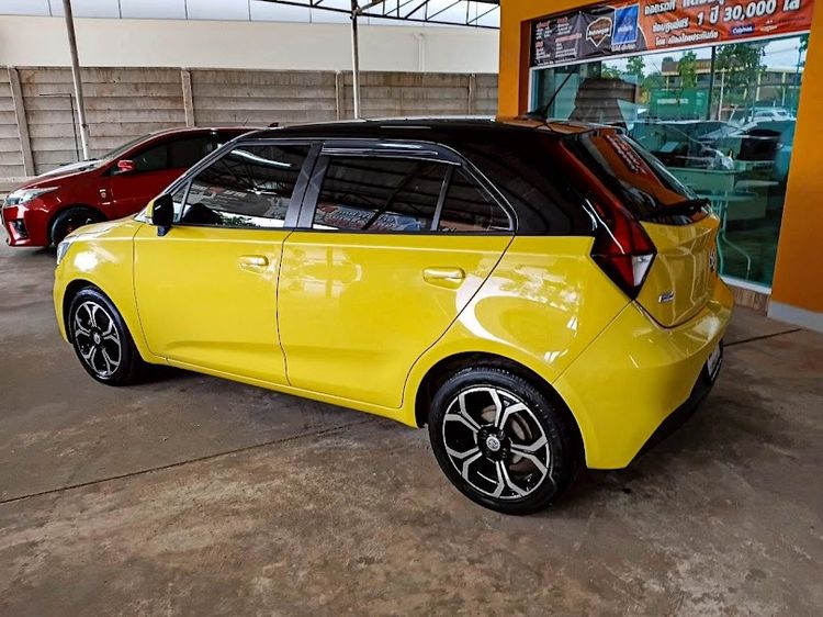 MG MG3 2020 1.5 X Sedan เบนซิน ไม่ติดแก๊ส เกียร์อัตโนมัติ เหลือง รูปที่ 4