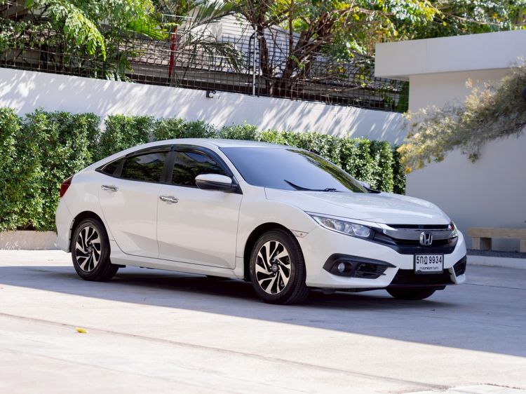 รถ Honda Civic 1.8 EL i-VTEC สี ขาว